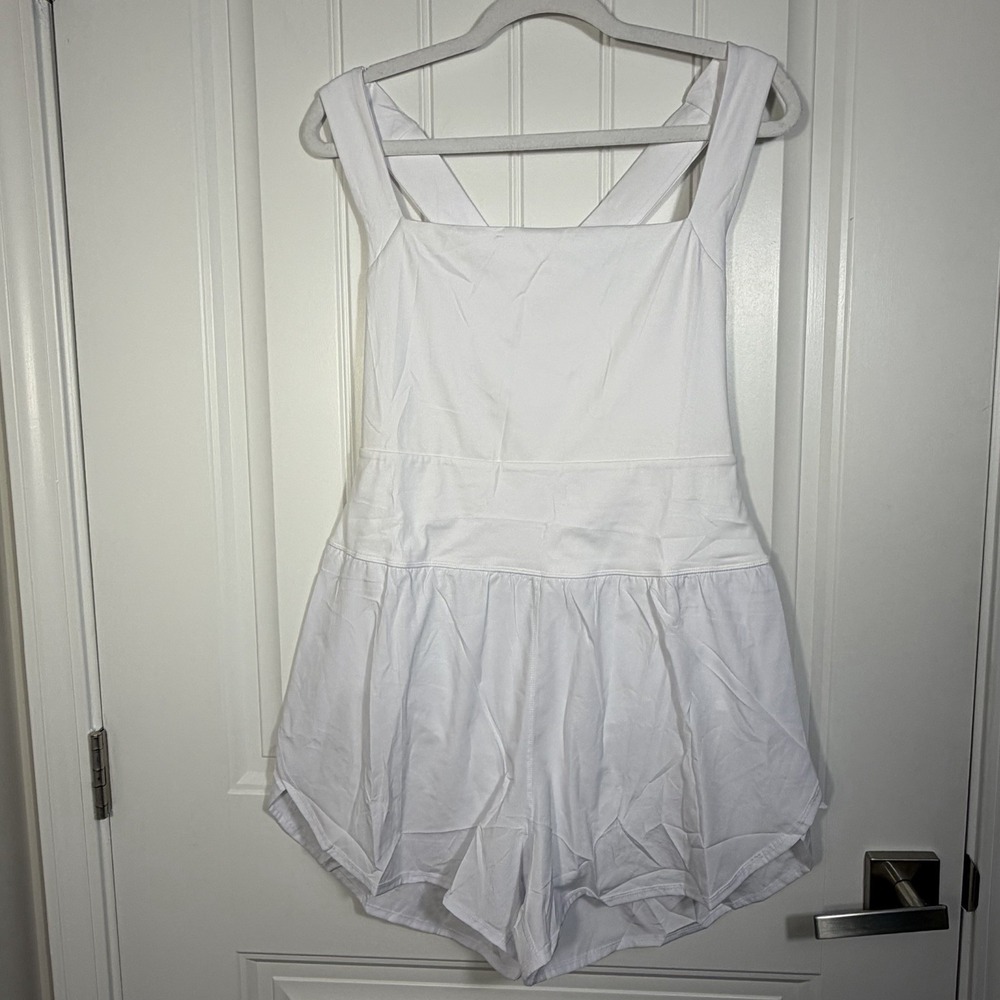 LASLULU White Athletic Tennis Romper Built In Shorts Size Large